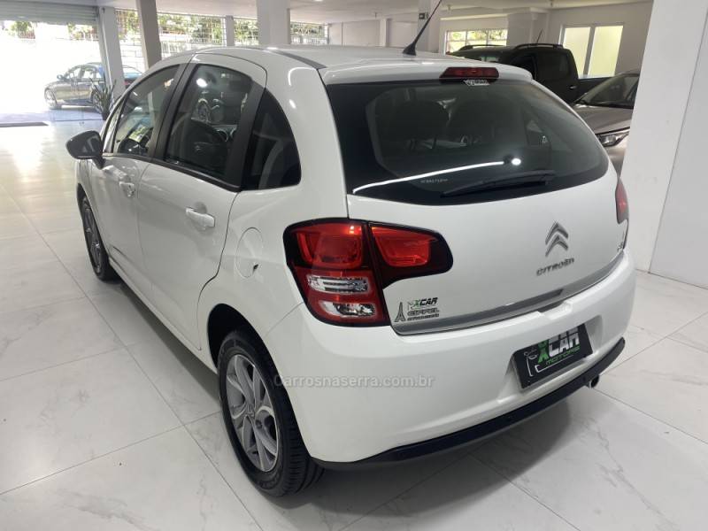 CITROËN - C3 1.6 EXCLUSIVE BVA 16V FLEX 4P AUTOMÁTICO - 2015/2015 - Branca - R$ 48.900,00