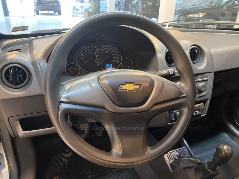 CHEVROLET - CELTA 1.0 MPFI LS 8V FLEX 2P MANUAL - 2011/2012 - Prata - R$ 23.900,00