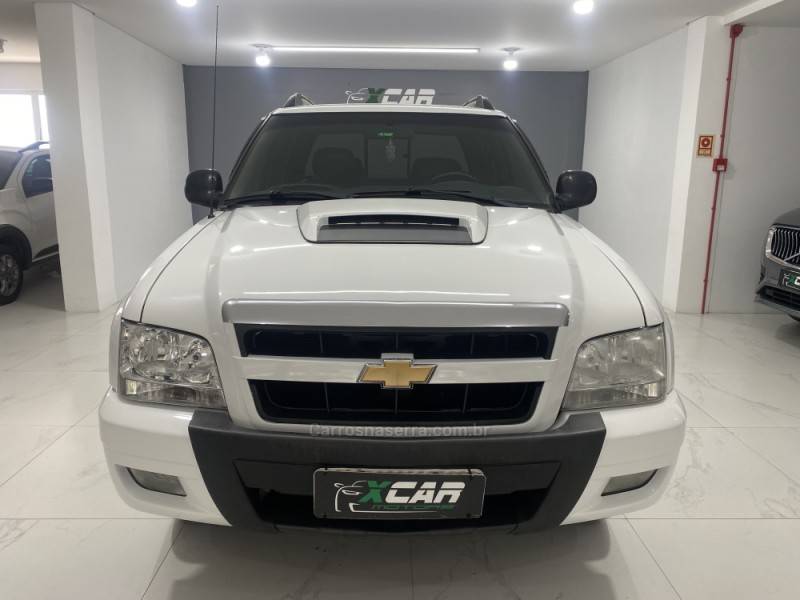 CHEVROLET - S10 2.4 MPFI EXECUTIVE 4X2 CD 8V FLEX 4P MANUAL - 2011/2011 - Branca - R$ 68.900,00
