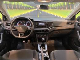 VOLKSWAGEN - POLO 1.0 MPI TRACK 4P MANUAL - 2023/2024 - Branca - R$ 72.900,00