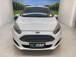FORD - FIESTA 1.6 SE HATCH 16V FLEX 4P AUTOMÁTICO - 2016/2017 - Branca - R$ 52.900,00
