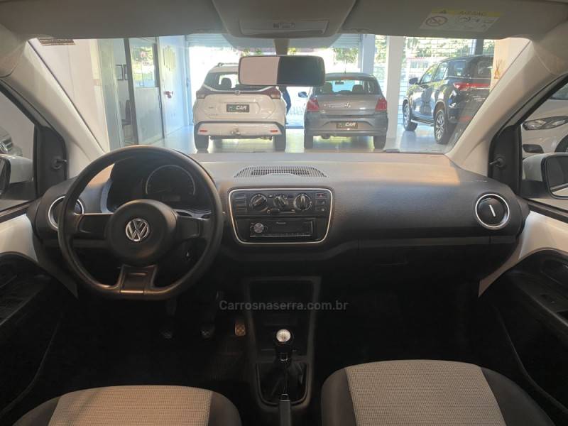VOLKSWAGEN - UP 1.0 MPI MOVE UP 12V FLEX 2P MANUAL - 2015/2016 - Branca - R$ 42.900,00
