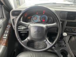 CHEVROLET - S10 2.4 MPFI EXECUTIVE 4X2 CD 8V FLEX 4P MANUAL - 2011/2011 - Branca - R$ 68.900,00