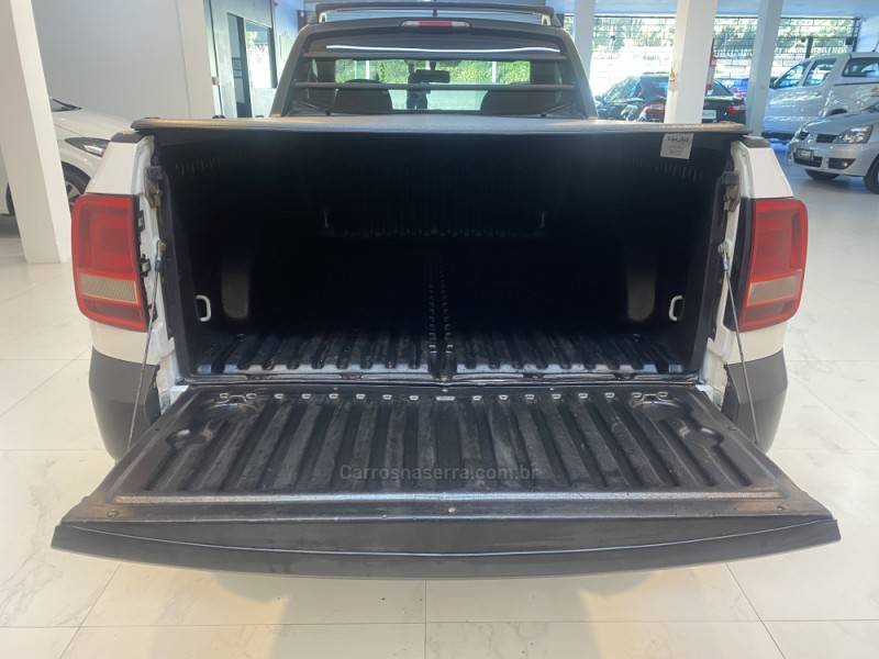 VOLKSWAGEN - SAVEIRO 1.6 MSI ROBUST CS 8V FLEX 2P MANUAL - 2020/2021 - Branca - R$ 64.900,00