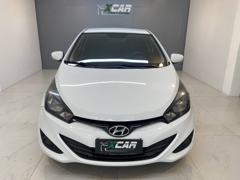 HYUNDAI - HB20 1.0 COMFORT 12V FLEX 4P MANUAL - 2013/2013 - Branca - R$ 41.900,00
