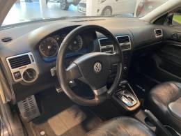VOLKSWAGEN - BORA 2.0 MI COMFORTLINE 8V 4P AUTOMÁTICO - 2008/2009 - Preta - R$ 39.900,00