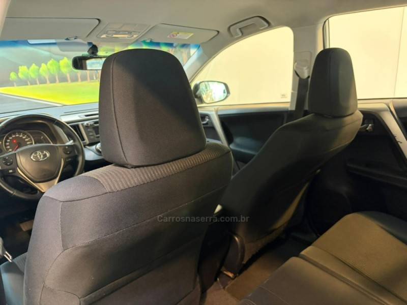 TOYOTA - RAV4 2.0 4X2 16V GASOLINA 4P AUTOMÁTICO - 2014/2014 - Branca - R$ 79.900,00