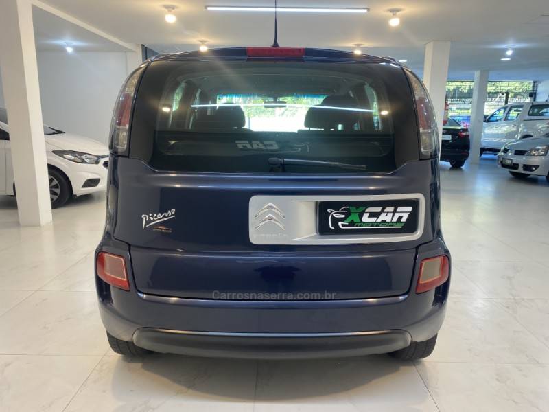 CITROËN - C3 PICASSO 1.6 GLX 16V FLEX 4P MANUAL - 2012/2012 - Azul - R$ 33.900,00