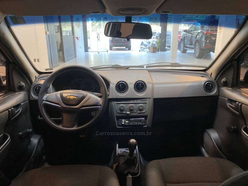 CHEVROLET - CELTA 1.0 MPFI LS 8V FLEX 2P MANUAL - 2011/2012 - Prata - R$ 23.900,00