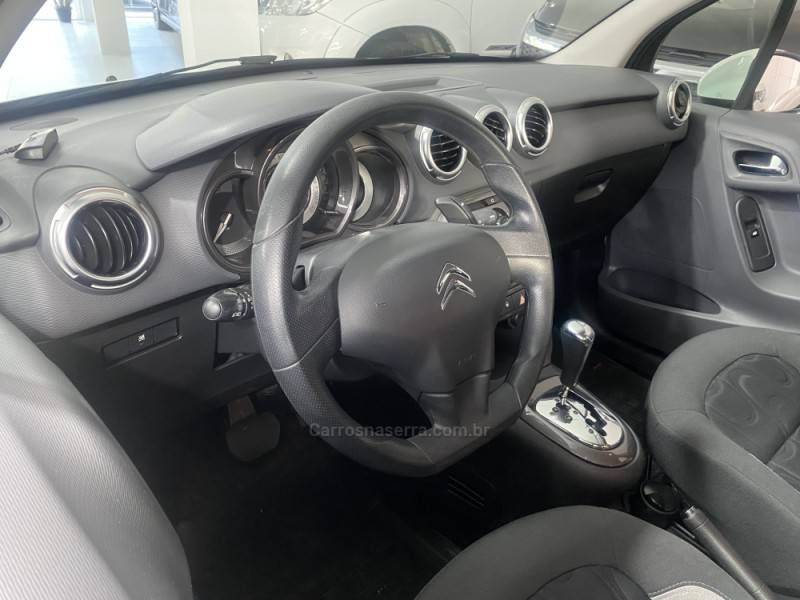 CITROËN - C3 1.6 EXCLUSIVE BVA 16V FLEX 4P AUTOMÁTICO - 2015/2015 - Branca - R$ 48.900,00