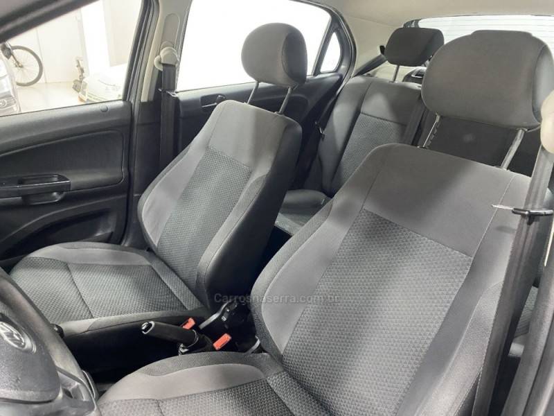 VOLKSWAGEN - GOL 1.0 12V MPI TOTALFLEX TRENDLINE 4P MANUAL - 2021/2021 - Cinza - R$ 54.900,00