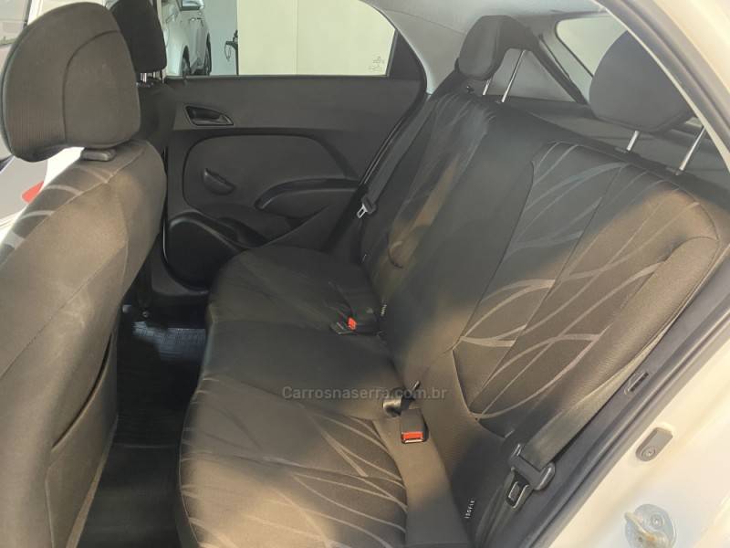 HYUNDAI - HB20 1.0 COMFORT 12V FLEX 4P MANUAL - 2013/2013 - Branca - R$ 41.900,00