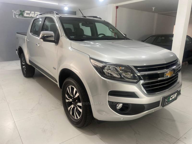 CHEVROLET - S10 2.8 LT 4X4 CD 16V TURBO DIESEL 4P AUTOMÁTICO - 2018/2019 - Prata - R$ 159.900,00