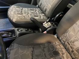 PEUGEOT - 207 1.4 XR SPORT 8V FLEX 4P MANUAL - 2009/2010 - Prata - R$ 20.900,00