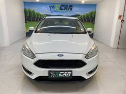 FORD - FOCUS 2.0 SE PLUS 16V FLEX 4P AUTOMÁTICO - 2015/2016 - Branca - R$ 64.900,00