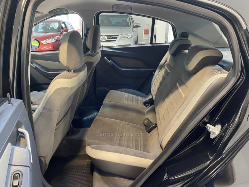 CHEVROLET - AGILE 1.4 MPFI LTZ 8V FLEX 4P MANUAL - 2013/2014 - Preta - R$ 44.900,00