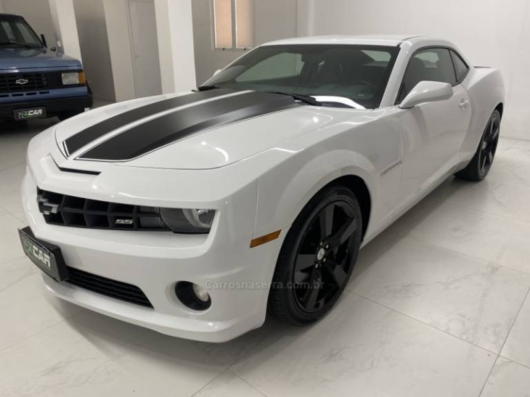 CHEVROLET - CAMARO 6.2 SS COUPÉ V8 GASOLINA 2P AUTOMÁTICO - 2011/2011 - Branca - R$ 204.900,00