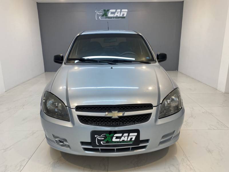 CHEVROLET - CELTA 1.0 MPFI LS 8V FLEX 2P MANUAL - 2011/2012 - Prata - R$ 23.900,00