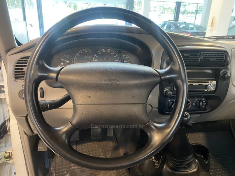 FORD - RANGER 2.5 XL 4X4 CS 8V DIESEL 2P MANUAL - 1999/2000 - Branca - R$ 63.900,00