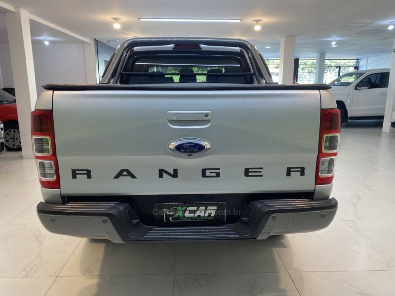 FORD - RANGER 2.2 XLS 4X4 CD 16V DIESEL 4P AUTOMÁTICO - 2019/2019 - Prata - R$ 132.900,00