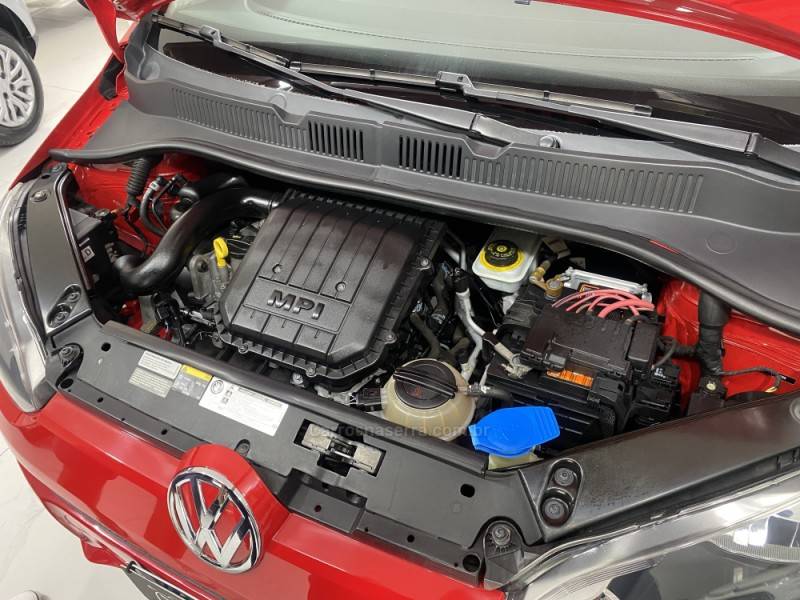 VOLKSWAGEN - UP 1.0 MPI MOVE UP 12V FLEX 2P MANUAL - 2014/2015 - Vermelha - R$ 39.900,00