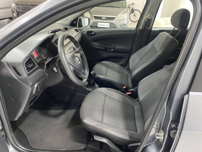 VOLKSWAGEN - GOL 1.0 12V MPI TOTALFLEX TRENDLINE 4P MANUAL - 2021/2021 - Cinza - R$ 54.900,00
