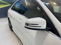 MERCEDES-BENZ - C 250 1.8 CGI SPORT 16V GASOLINA 4P AUTOMÁTICO - 2014/2014 - Branca - R$ 105.900,00