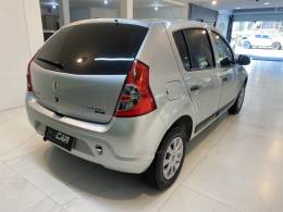 RENAULT - SANDERO 1.0 EXPRESSION 16V FLEX 4P MANUAL - 2011/2011 - Prata - R$ 29.900,00