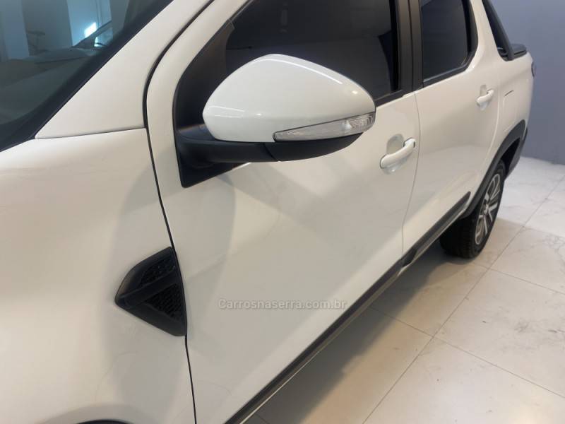 FIAT - STRADA 1.3 VOLCANO CD 8V FLEX 4P MANUAL - 2022/2022 - Branca - R$ 104.900,00