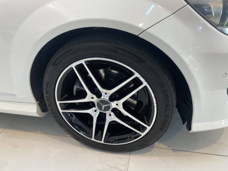 MERCEDES-BENZ - C 250 1.8 CGI SPORT 16V GASOLINA 4P AUTOMÁTICO - 2014/2014 - Branca - R$ 105.900,00