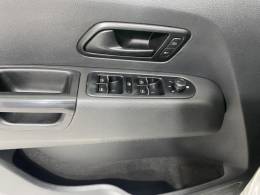 VOLKSWAGEN - AMAROK 2.0 SE 4X4 CD 16V TURBO INTERCOOLER DIESEL 4P MANUAL - 2018/2018 - Prata - R$ 107.900,00