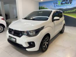 FIAT - MOBI 1.0 6V DRIVE FLEX MANUAL - 2017/2018 - Branca - R$ 44.900,00
