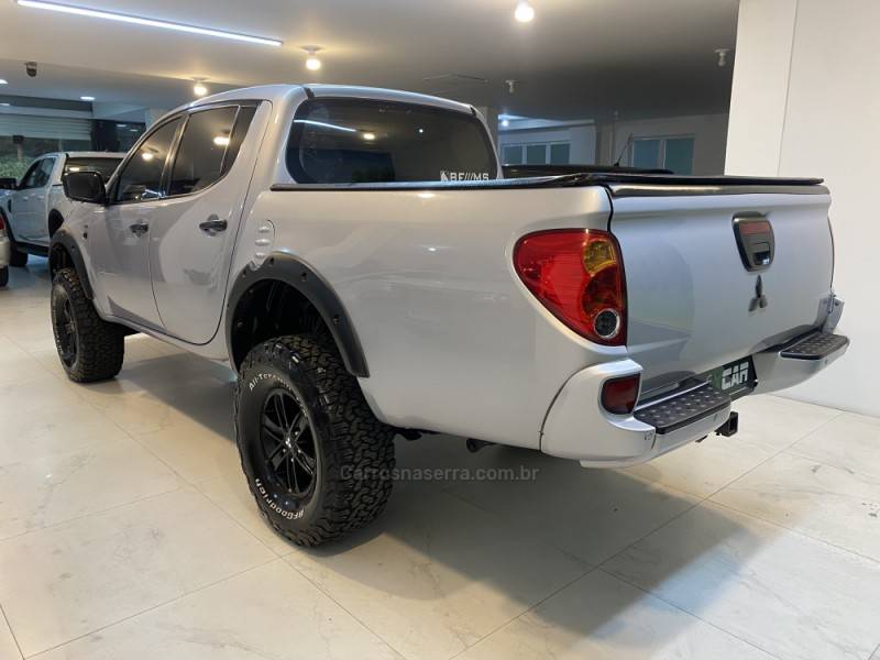 MITSUBISHI - L200 TRITON 3.2 GLS 4X4 CD 16V TURBO INTERCOLER DIESEL 4P MANUAL - 2012/2013 - Cinza - R$ 115.900,00