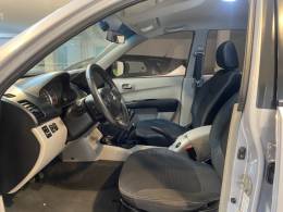 MITSUBISHI - L200 TRITON 3.2 GL 4X4 CD 16V TURBO INTERCOLER DIESEL 4P MANUAL - 2012/2013 - Prata - R$ 99.900,00