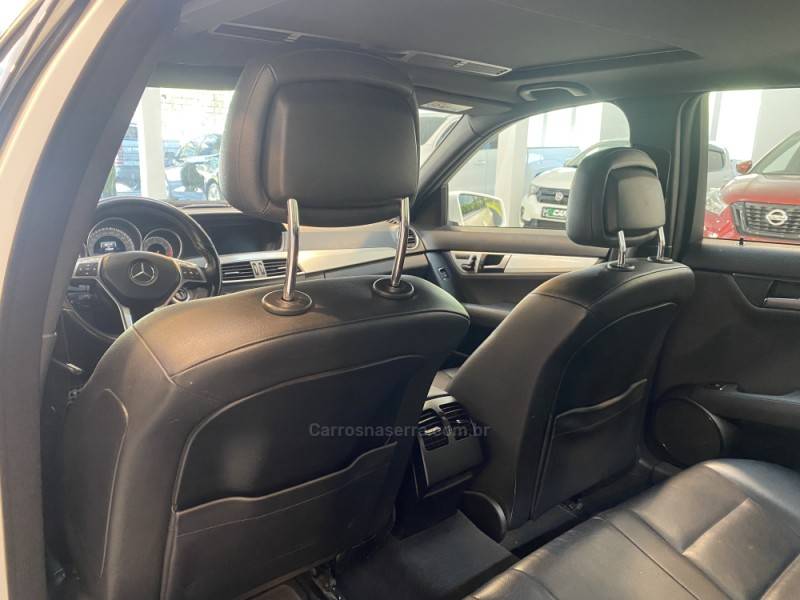 MERCEDES-BENZ - C 250 1.8 CGI SPORT 16V GASOLINA 4P AUTOMÁTICO - 2014/2014 - Branca - R$ 105.900,00