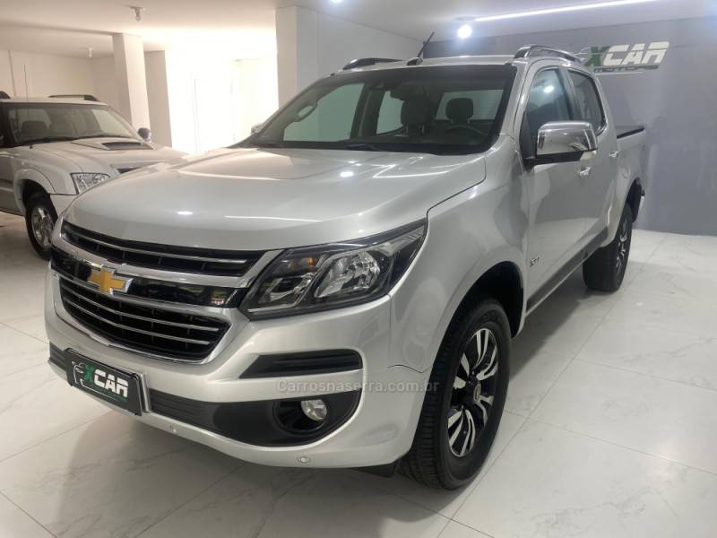 CHEVROLET - S10 2.8 LT 4X4 CD 16V TURBO DIESEL 4P AUTOMÁTICO - 2018/2019 - Prata - R$ 159.900,00