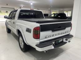 CHEVROLET - S10 2.4 MPFI EXECUTIVE 4X2 CD 8V FLEX 4P MANUAL - 2011/2011 - Branca - R$ 68.900,00