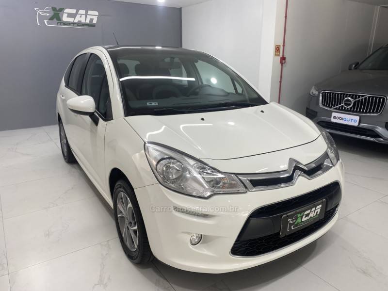 CITROËN - C3 1.6 EXCLUSIVE BVA 16V FLEX 4P AUTOMÁTICO - 2015/2015 - Branca - R$ 48.900,00