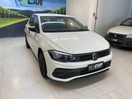 VOLKSWAGEN - POLO 1.0 MPI TRACK 4P MANUAL - 2023/2024 - Branca - R$ 72.900,00