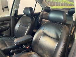 VOLKSWAGEN - BORA 2.0 MI COMFORTLINE 8V 4P AUTOMÁTICO - 2008/2009 - Preta - R$ 39.900,00