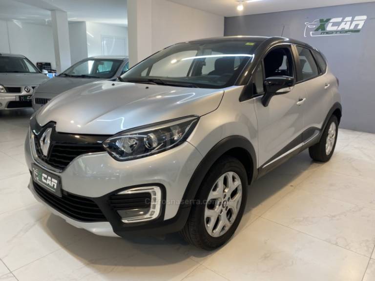 RENAULT - CAPTUR 1.6 16V SCE FLEX ZEN MANUAL - 2019/2019 - Prata - R$ 74.900,00