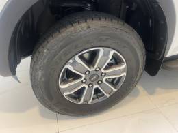 FORD - RANGER 3.0 V6 XLS CD TURBO 4X4 DIESEL 4P AUTOMÁTICO - 2026/2026 - Branca - Sob Consulta