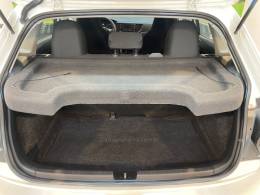 VOLKSWAGEN - POLO 1.0 MPI TRACK 4P MANUAL - 2023/2024 - Branca - R$ 72.900,00