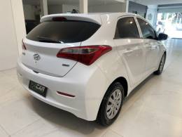 HYUNDAI - HB20 1.0 COMFORT 12V FLEX 4P MANUAL - 2013/2013 - Branca - R$ 41.900,00