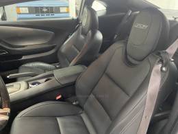 CHEVROLET - CAMARO 6.2 SS COUPÉ V8 GASOLINA 2P AUTOMÁTICO - 2011/2011 - Branca - R$ 204.900,00