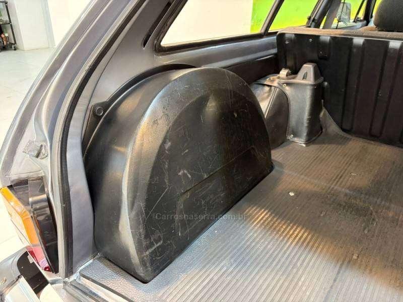 FORD - BELINA 1.6 L 4X4 8V ÁLCOOL 2P MANUAL - 1985/1985 - Cinza - R$ 38.900,00