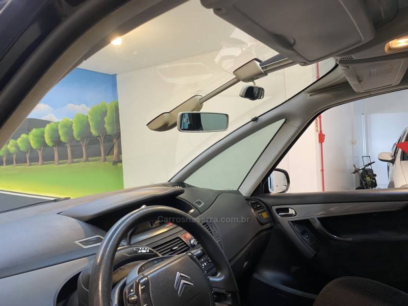 CITROËN - C4 2.0 GLX 16V FLEX 4P AUTOMÁTICO - 2009/2010 - Preta - R$ 31.900,00