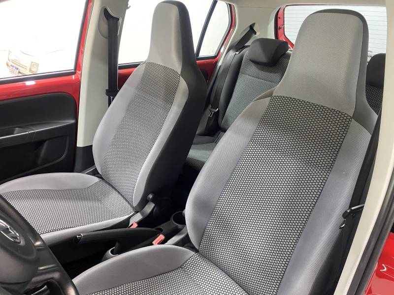 VOLKSWAGEN - UP 1.0 MPI MOVE UP 12V FLEX 2P MANUAL - 2014/2015 - Vermelha - R$ 39.900,00
