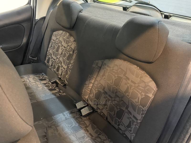 PEUGEOT - 207 1.4 XR SPORT 8V FLEX 4P MANUAL - 2009/2010 - Prata - R$ 20.900,00