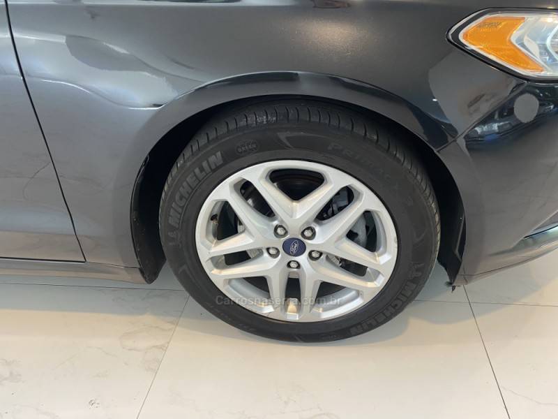 FORD - FUSION 2.5 16V FLEX 4P AUTOMÁTICO - 2014/2015 - Preta - R$ 75.900,00